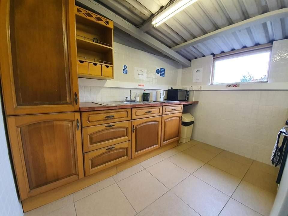 Gorse Hill Glamping Ξενοδοχείο Νιούκασλ Εξωτερικό φωτογραφία
